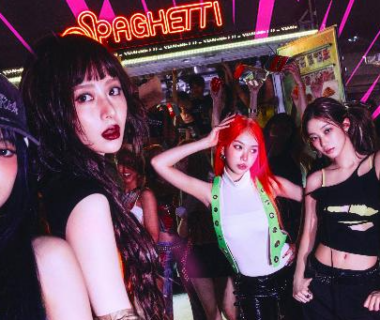 Review Makna Lagu SPAGHETTI: Collab LE SSERAFIM & j-hope