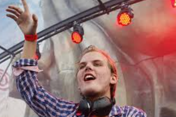 Tren Musik EDM 2026 Paling Hits Menjelang Festival