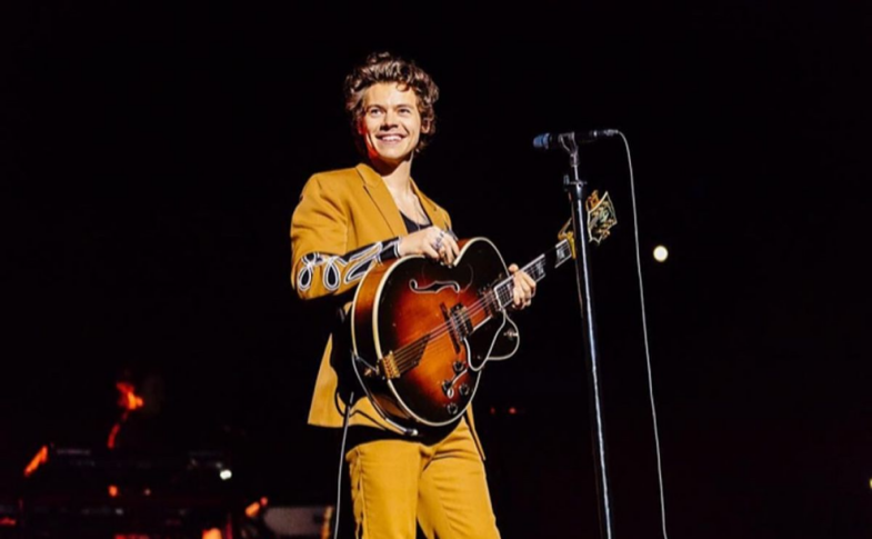 Harry Styles Kembali ke Puncak Tangga Lagu Musik Dunia
